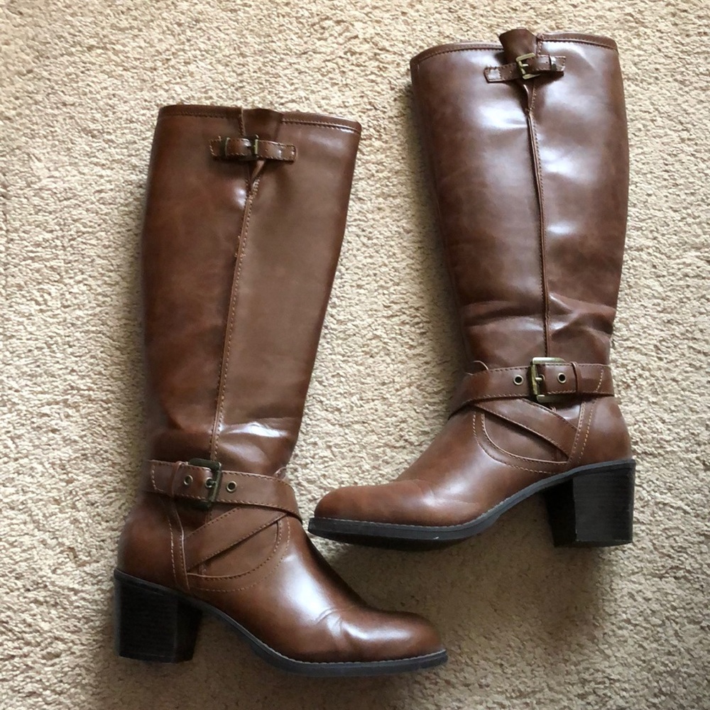 Brown boots